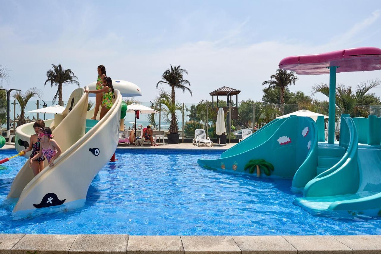 Sunrise Alezzi Beach Năvodari Exterior foto